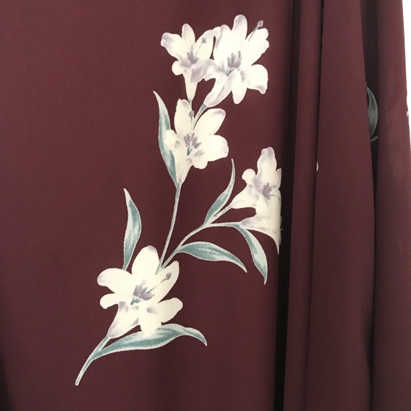 Floral Dress with Tie Back - Picture 2 of 4